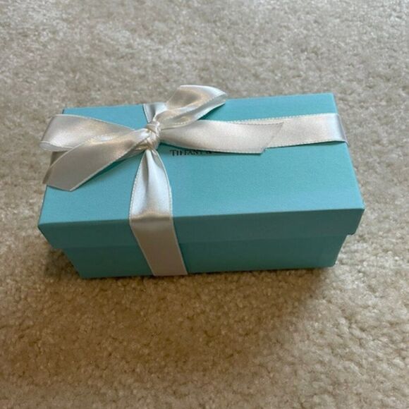 Tiffany & Co. Sunglasses Empty Box and Ribbon - Picture 2 of 4